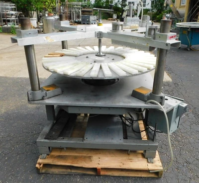 USED 4' ROTARY INDEXING TABLE 4' INDEXING TABLE