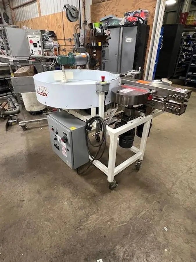 USED 2011 RYAN 793