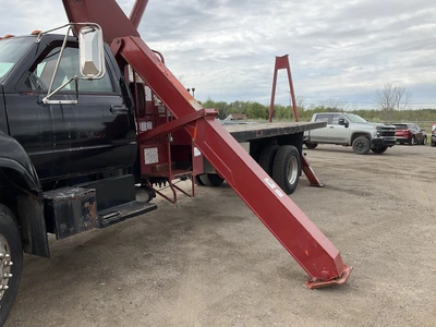 USED 1997 GMC C7500