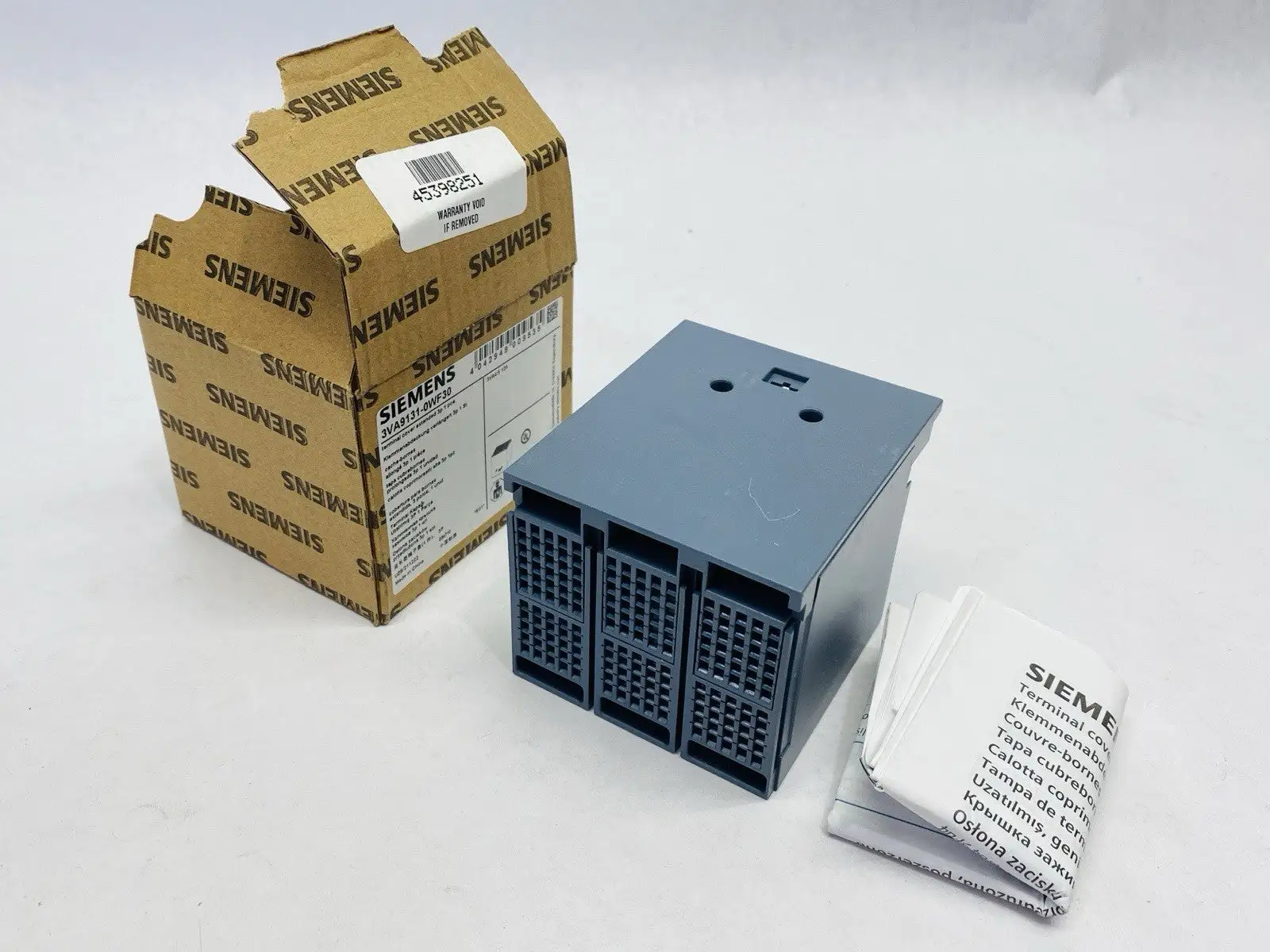 3VA9131-0WF30 | Siemens  Terminal Cover Extended 3-Pole - New Other