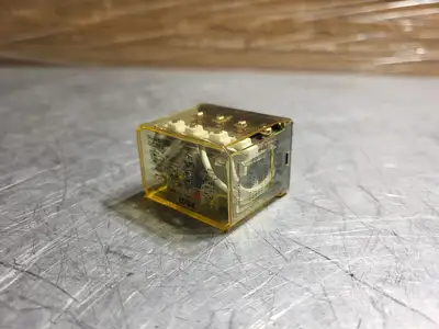 NEW IDEC RH4B-UL
