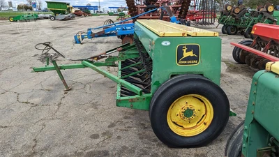 USED JOHN DEERE 8300