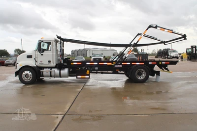 New | in-Stock 2025 MACK MD6 Rolloff Trucks Texas US | Roll Off Truck World #1491872