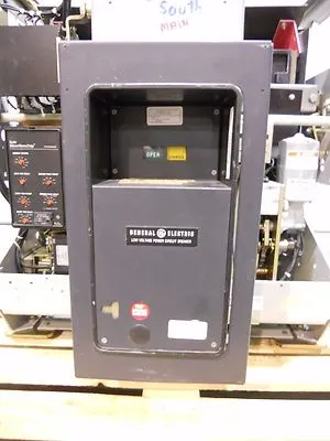 Used GE AKR-8D-100 Circuit Breakers Ohio US | Equipment Recovery Corp. #1329704
