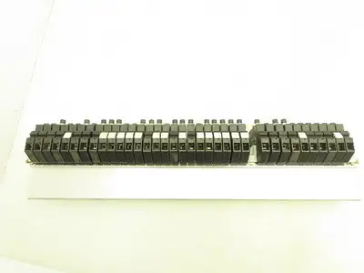 Allen Bradley 1492-GH015 Din Rail 1.5A Circuit Breaker Ser B 250V Lot of 35