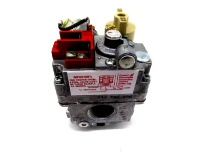 NEW ROBERTSHAW 700-504 GAS VALVE 700504