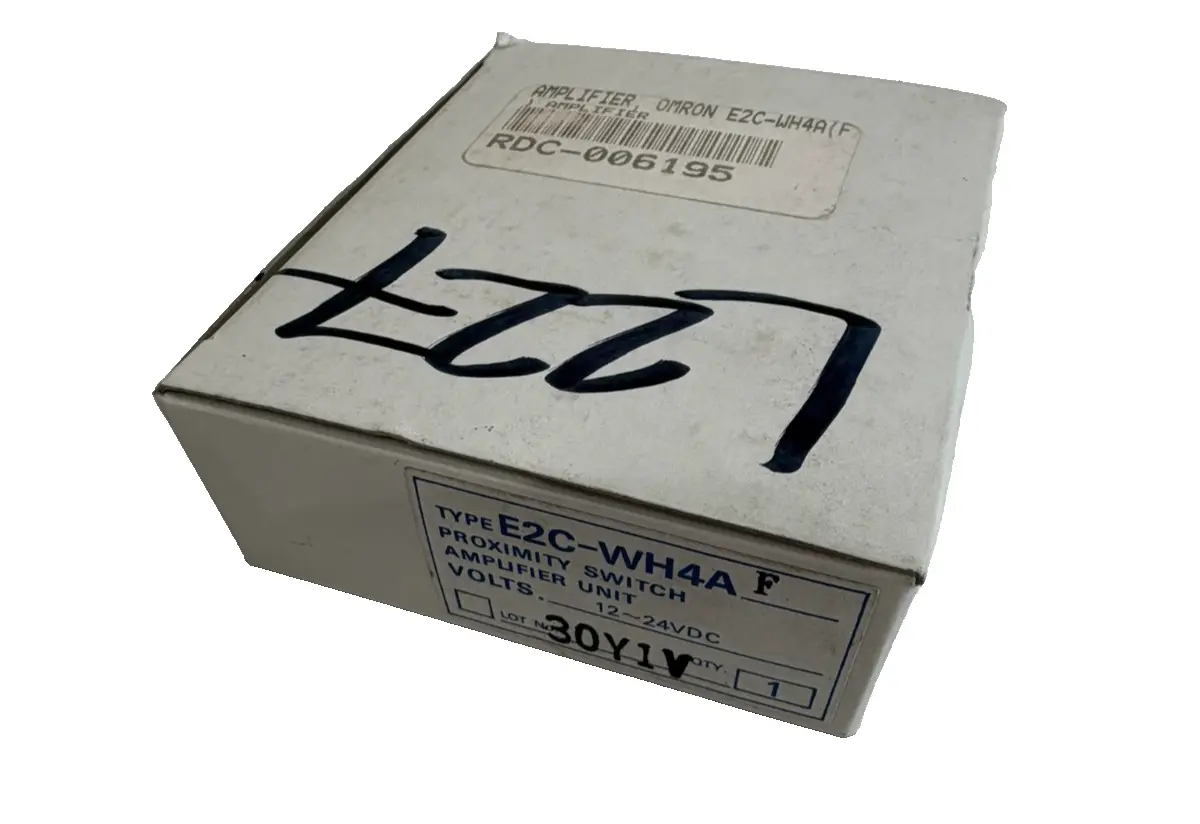NEW OMRON E2C-WH4AF PROXIMITY SWITCH E2CWH4AF