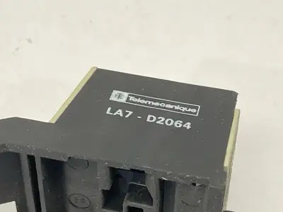 LA7D2064 | Telemecanique  TeSys Deca Terminal BLock Adapter - New Other