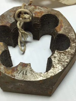 Widell 17740 1.25 -16  Hex Die threading