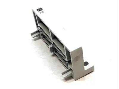USED FESTO END PLATE DIE-CAST ALUMINUM ANGLED FITTING 195716