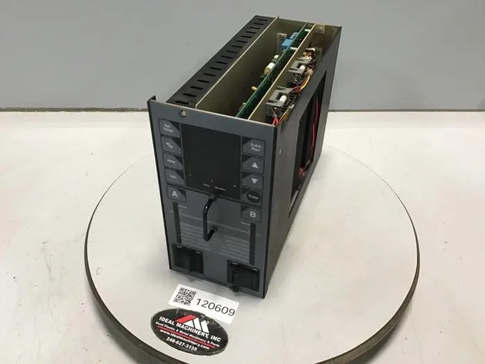 USED HUSKY 9152