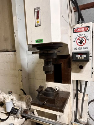 VSI PM35 ORBITAL RIVETER