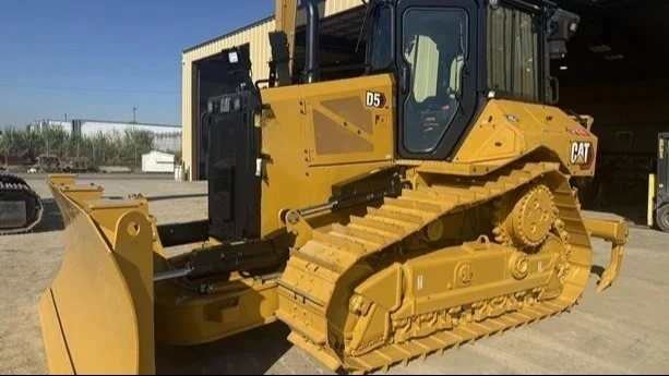 USED 2026 Caterpillar D5