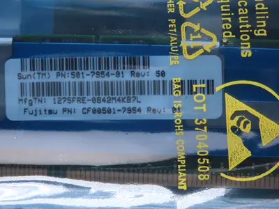 Fujitsu CF00501-7954 Rev: 01 FB DIMM RAM Memory Module 4GB PC2-5300 DDR2-667