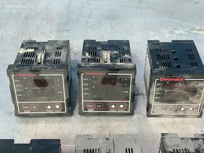 Used CHROMALOX 2104AO Temperature Controls Ohio US | HGR 24 #1406051