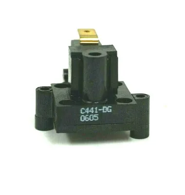 NEW HONEYWELL PBN-3 C441-DG 0605 PRESSURE SWITCH