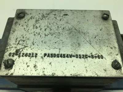 Eaton Vickers PA5DG4S4W-012C-B-60 Directional Control Valve 110-120V