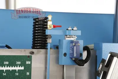 New | in-Stock DOALL DC-460NC Horizontal Band Saws Michigan US | Vander Ziel Machinery Sales #480292