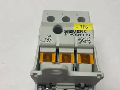 USED SIEMENS FUSE HOLDER CLASS CC 3-POLE