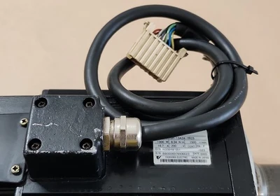 USED Yaskawa SGMGH-13A2A-YR23