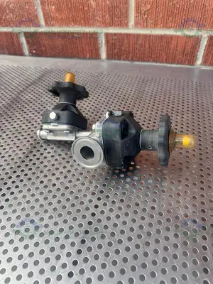 USED 2- ITT PURE FLO RA25MAX DIAPHRAGM VALVE W/ 1" TO 3/4" SANITARY FITTING