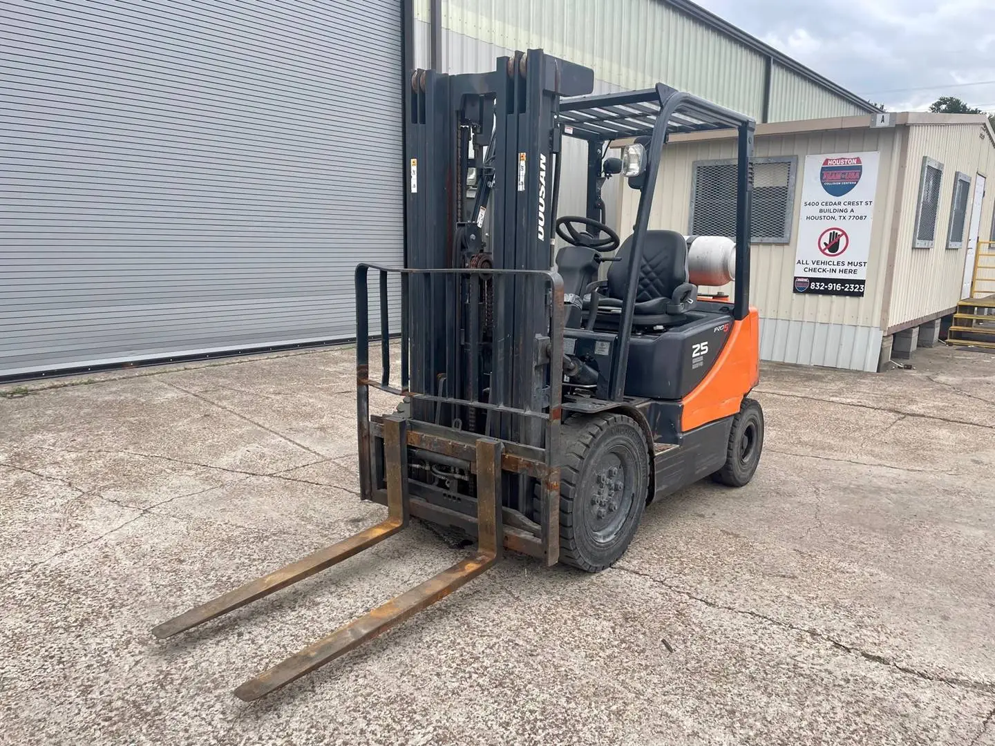 Used 2016 DOOSAN G25P-5 Internal Combustion Forklifts: Pneumatic Tire Texas US | TB Forklifts #1274992