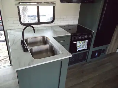 Used 2024 EDDIE BAUER _UNKNOWN_ Campers, Caravans, Motorhomes Florida US | TLC Truck & Equipment #1568894