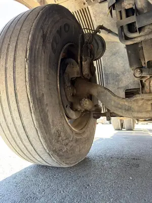 Used 2011 VOLVO VNL64T300 Conventional trucks California US | Ben Kaplan Equipment #1250886