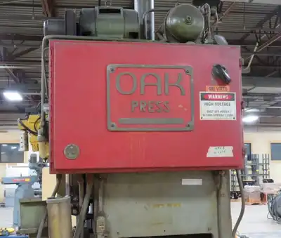 USED 1984 OAK FP1-A