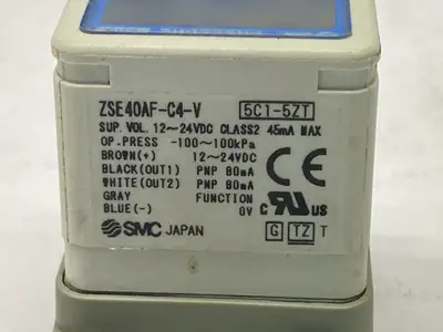 ZSE40AF-C4-V | SMC  Digital High Precision Vacuum Switch 12-24VDC w/ Bracket - Used