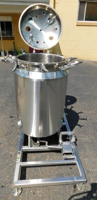 USED KINETICS MODULAR 150 GALLON