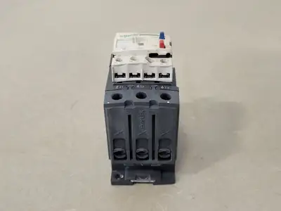 USED SCHNEIDER ELECTRIC LRD365