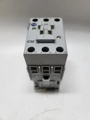 Allen-Bradley 100-C30*00 Ser.C