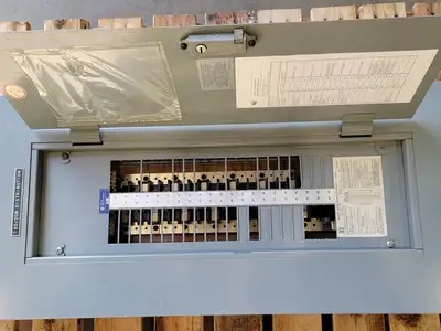 USED SQUARE D QO-1536-B