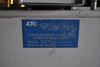 ARCWORLD YASKAWA MOTOMAN ROBOTIC SPOTWELDING CELL