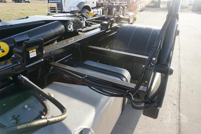 Used 2027 ISUZU FVR Hooklifts & Roll-Offs Texas US | Roll Off Truck World #1491763