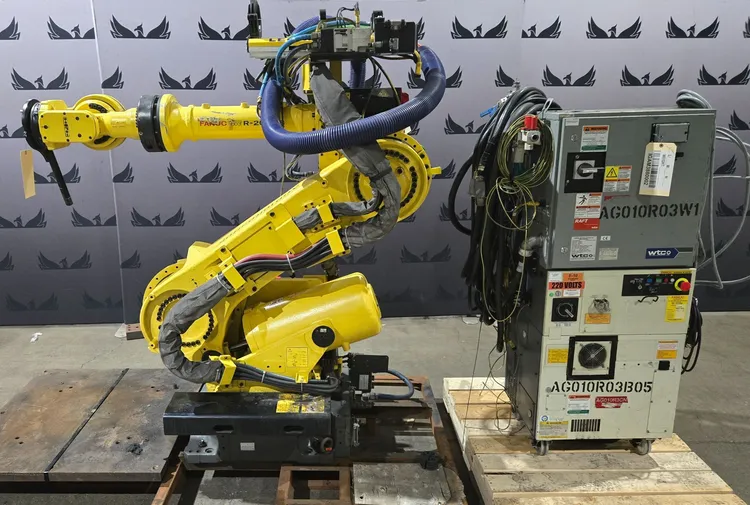 Used 2016 FANUC R-2000IB/210F + R30IB Robots Michigan US | iGAM Industrial Marketplace #1143906