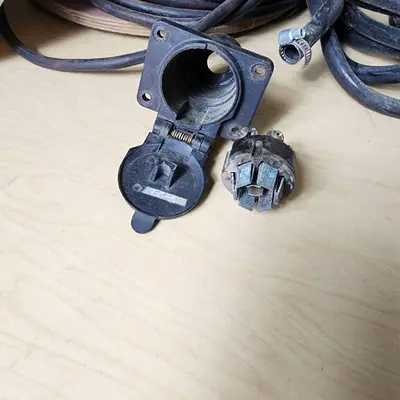 Miscellaneous Electrical Cables and Components