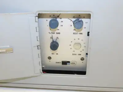 Foxboro H33-R52 62HM-4ES-OJ M/62H HMI Control Station 0 To 50 Dial