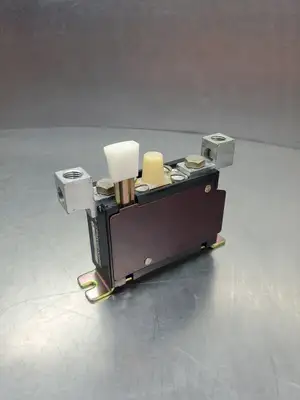 USED Allen-Bradley 816CM-DOV4