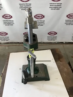 Carver Bench Top Class C 28000-555 Laboratory Hydraulic Press
