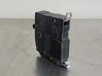 USED SQUARE D QOB120