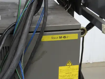 Fanuc M-6I Industrial Robot 6 Axis R-J2 Controller Teach Pendant Spray Head