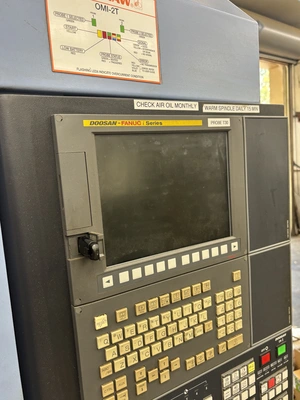 2013 DOOSAN DNM 400 Vertical Machining Centers | Tight Tolerance Machinery (4)