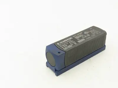 Schmersal 101181063 Magnet Safety Sensor Non Contact CSS 14-34-S-D-M-ST