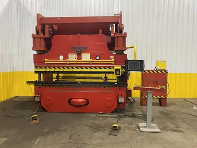 USED 1985 CINCINNATI 230-8AS