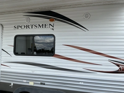 Used 2014 SPORTSMAN S262RK Campers, Caravans, Motorhomes Michigan US | Miedema Asset Management Group #1339085