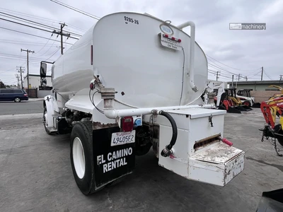 Used 2017 FREIGHTLINER BUSINESS CLASS M2 106 Tanker trucks California US | Lillo Machinery #1403799