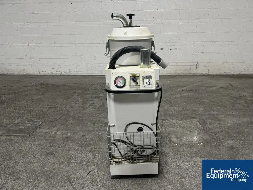 USED CFM CFM Vacuum Cleaner/Dust Collector, Model 3106 MTS