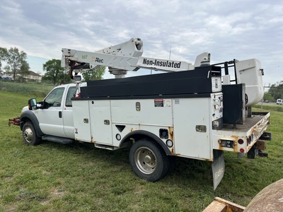 USED 2012 FORD F-550